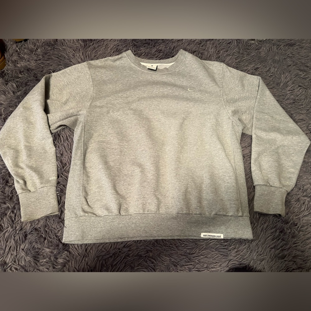 Nike crew neck